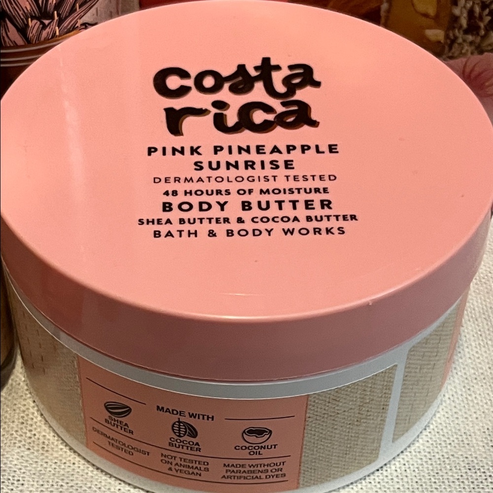 Costa Rica Pink Bath & Body Works Bundle - Picture 4 of 8